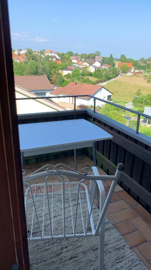 2 Zimmer Wohnung Am Sued-Schwarzwald Murg  Bagian luar foto